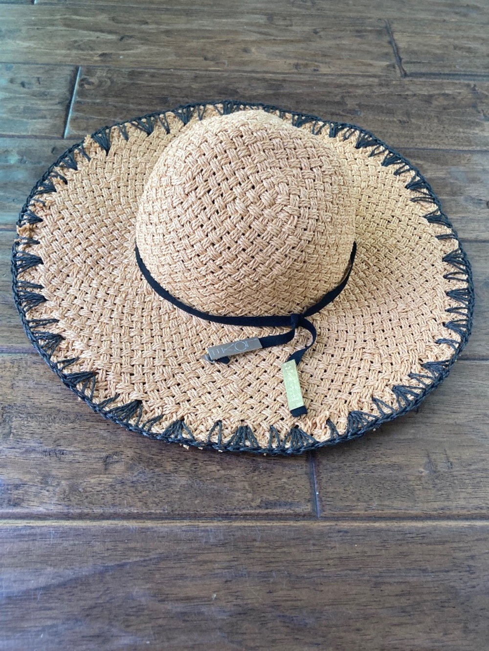 Volcom Floppy Hat M/L 100% Straw Wide Brim Boho Surf Festival Sun Hat